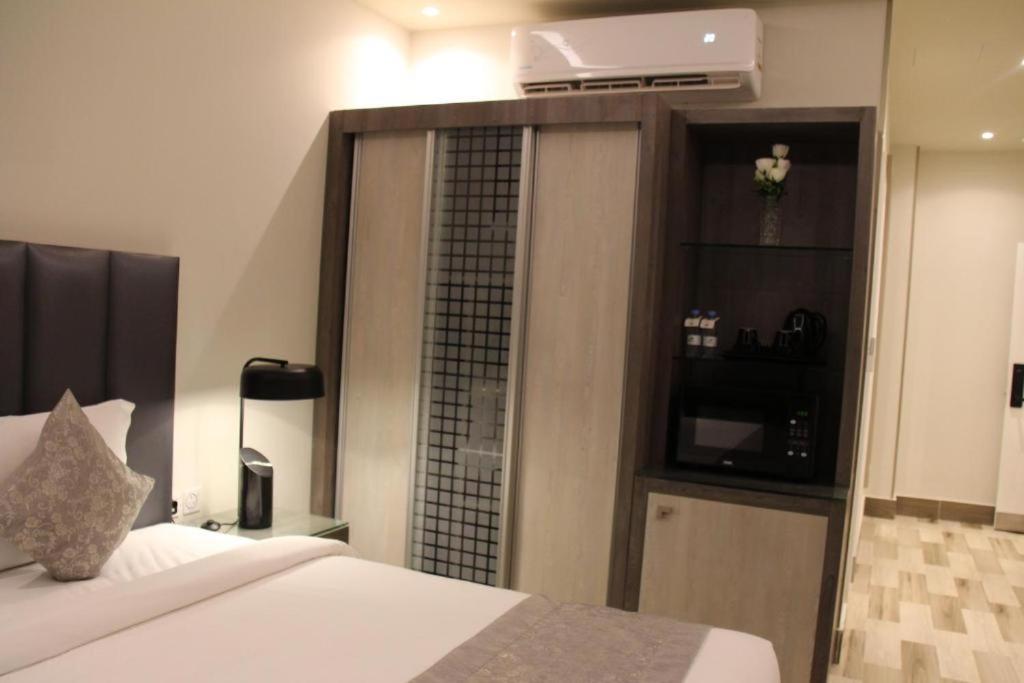 Seven Palaces Hotel Hafar Al-Batin Bagian luar foto