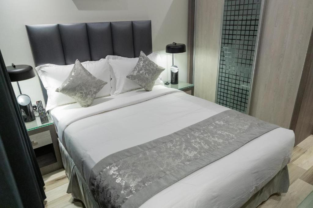Seven Palaces Hotel Hafar Al-Batin Bagian luar foto
