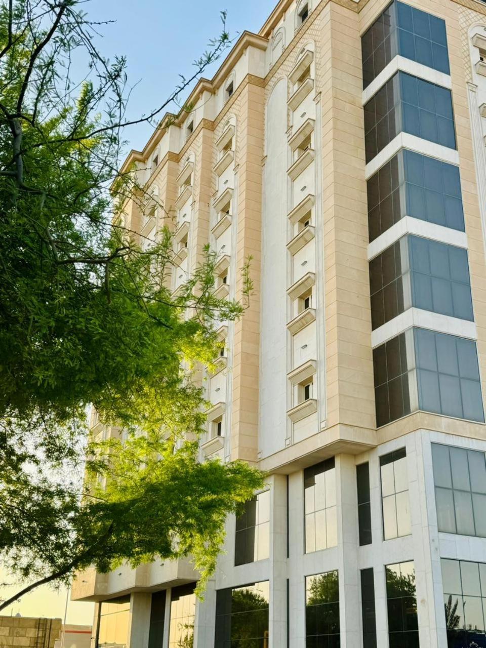 Seven Palaces Hotel Hafar Al-Batin Bagian luar foto