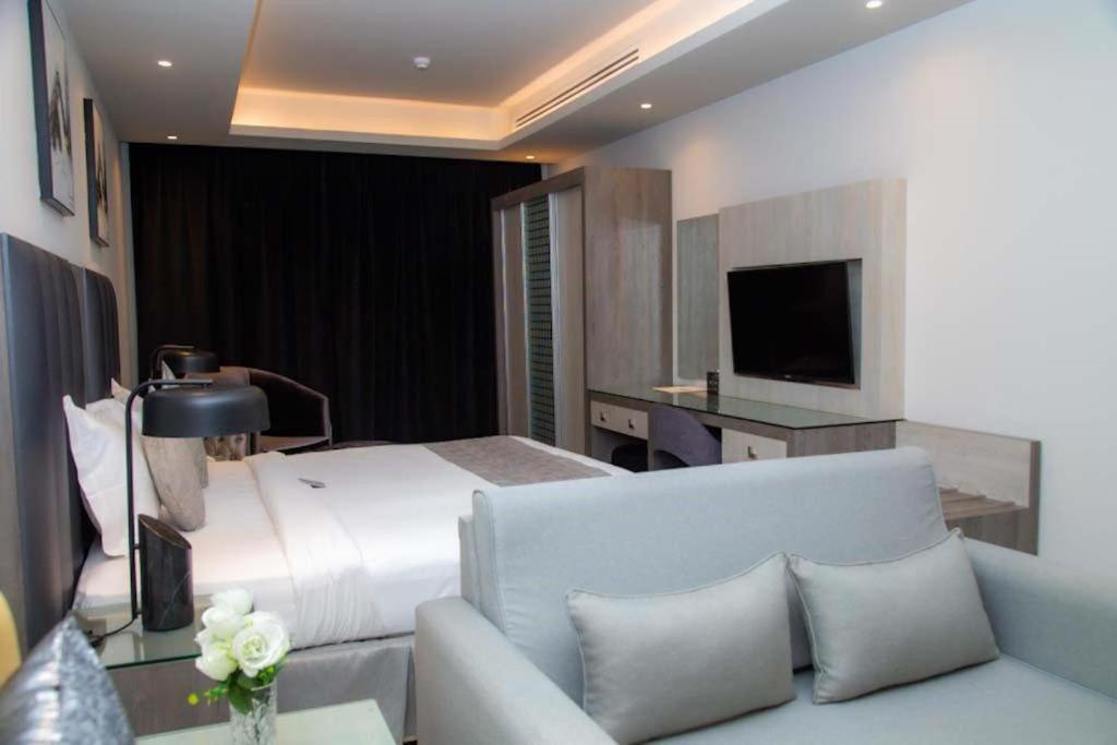 Seven Palaces Hotel Hafar Al-Batin Bagian luar foto