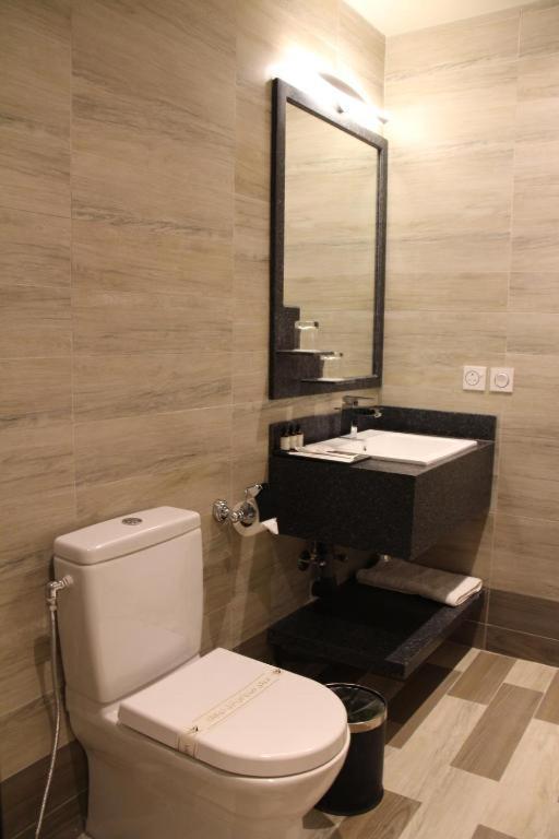 Seven Palaces Hotel Hafar Al-Batin Bagian luar foto